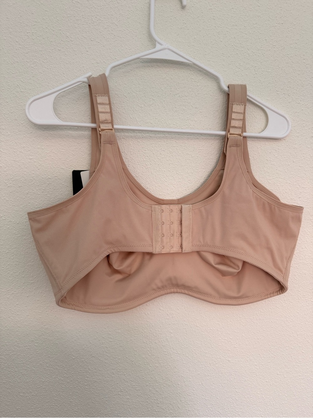 Wacoal Sport 42DDD bra - Picture 5 of 9
